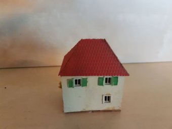 Casa parasita HO
