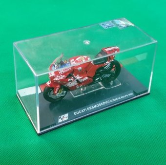 DUCATI DESMOSEDICI ROBERTO ROLFO 2005 MOTO/BIKE scara 1:24